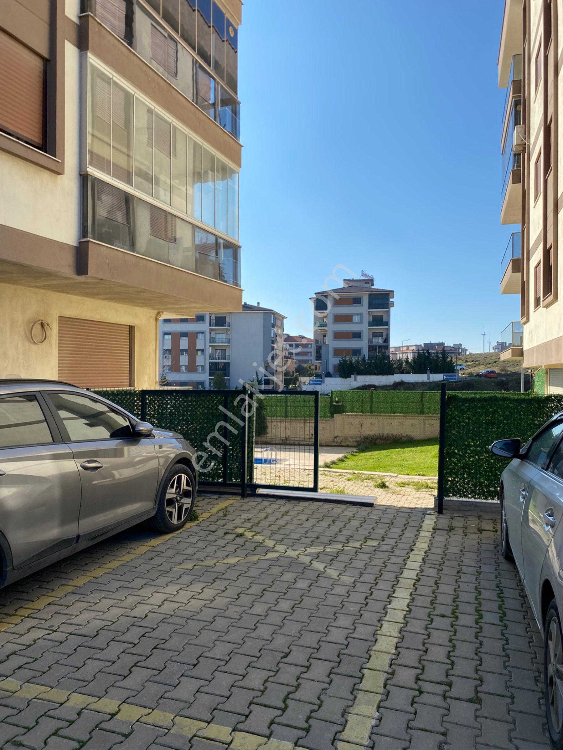 Seferihisar Kapalı Mutfak Arakat Doğalgaz Kombi’li Asansörlü 2+1 - Görsel 17