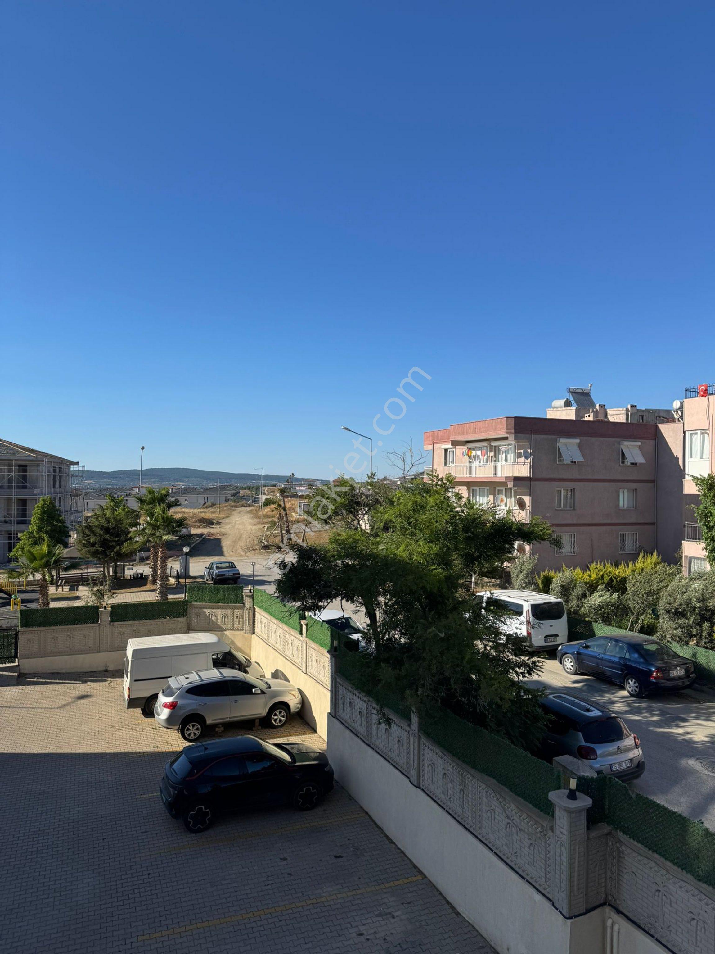 Seferihisar Kapalı Mutfak Arakat Doğalgaz Kombi’li Asansörlü 2+1 - Görsel 34