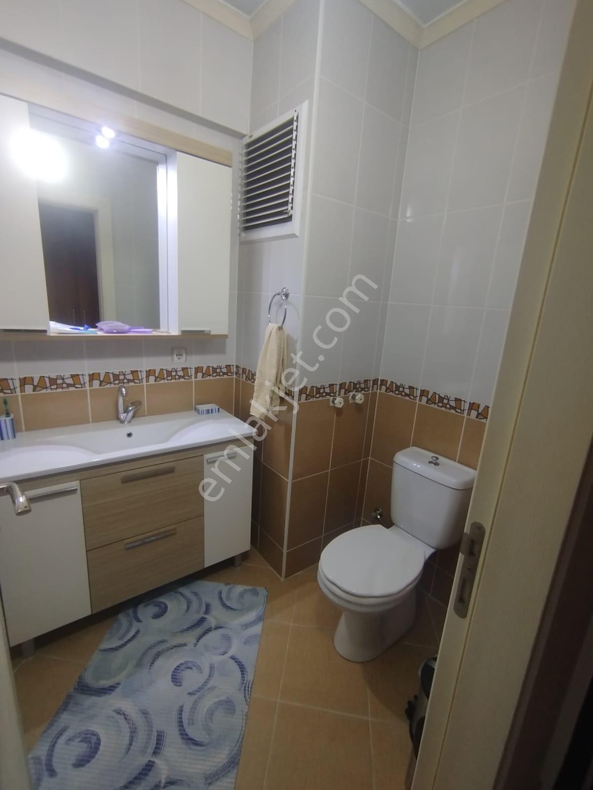 Gazi Mahallesinde 2+1 Geniş M2 Li Satılık Daire - Görsel 2