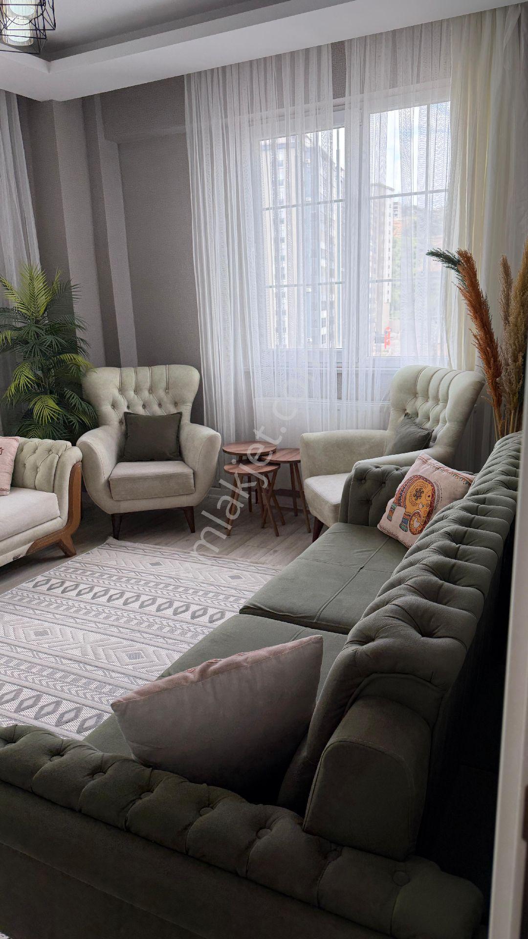 Yıldız Emlaktan Full+full Eşyalı 2+1 Kiralık Daire - Görsel 9
