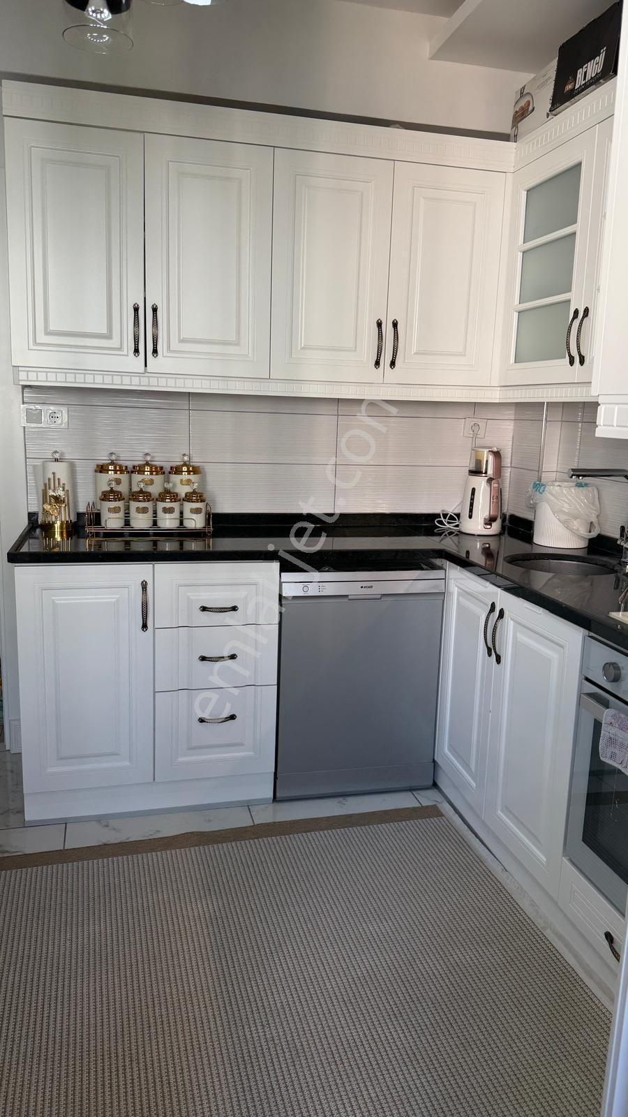 Yıldız Emlaktan Full+full Eşyalı 2+1 Kiralık Daire - Görsel 15