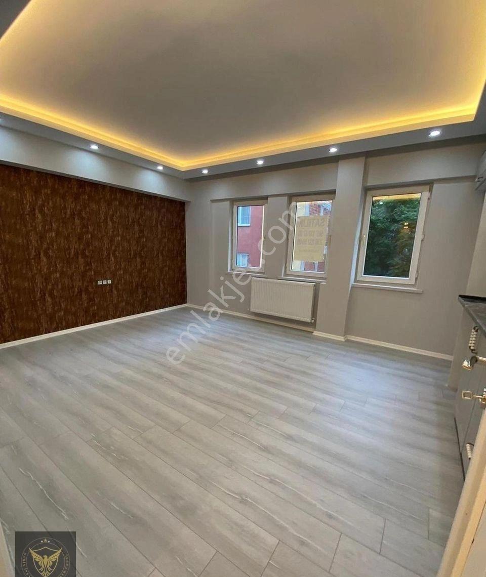 Esenyurt Güzelyurt Mahallesinde Aile Oturumuna Uygun İskanlı Metrobüse Komşu 3+1 Dairemiz - Görsel 3
