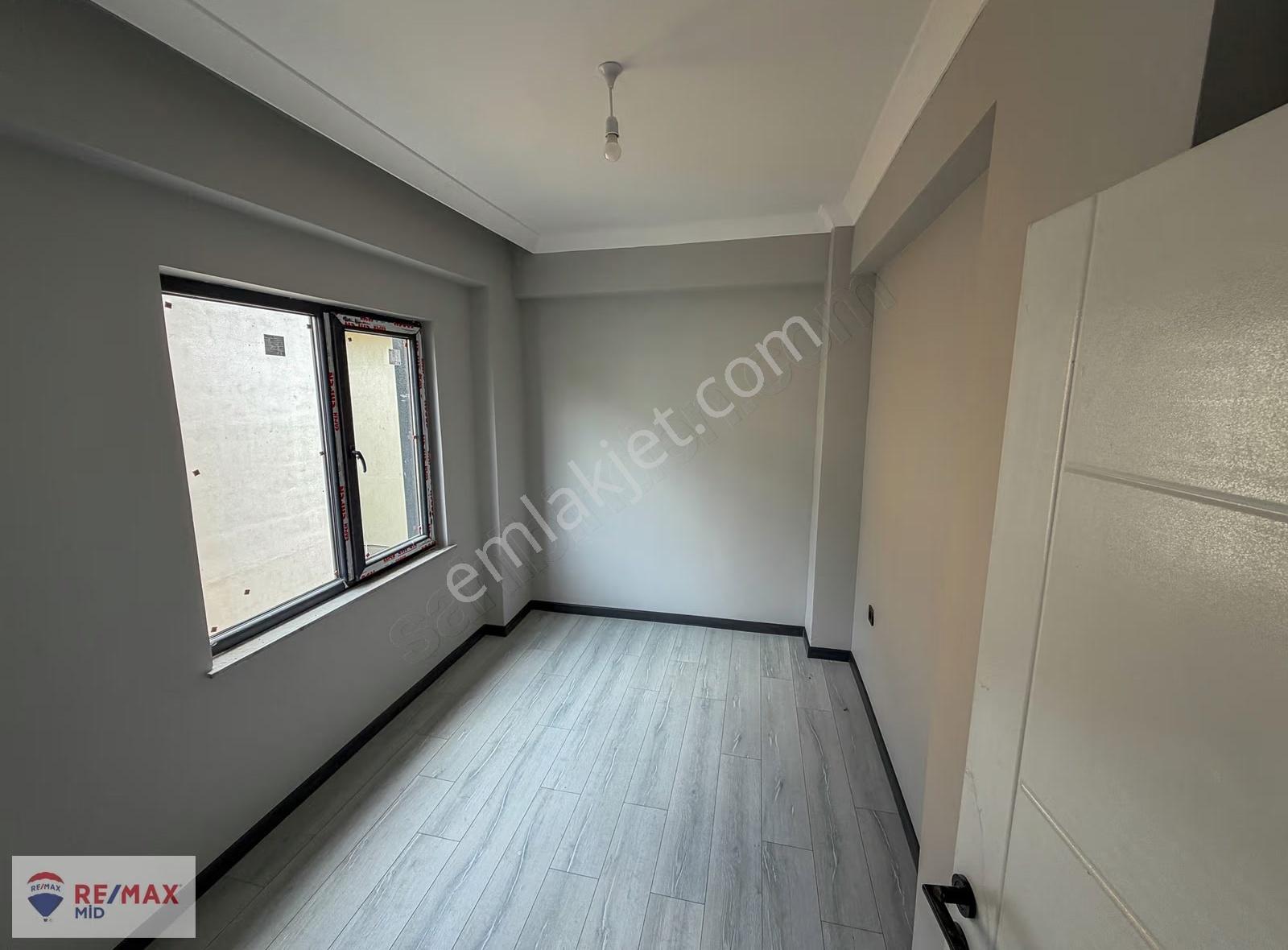 Re/max Mid'den Paşaalanında Satılık 2+1 Daire - Görsel 9