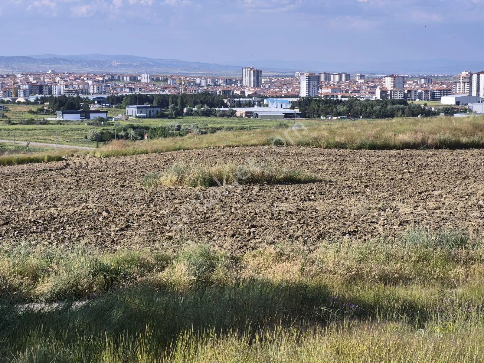Yenikent Villalık Bölgesi 480 M2 Ana Yola Yakın İmarlı Müstakil