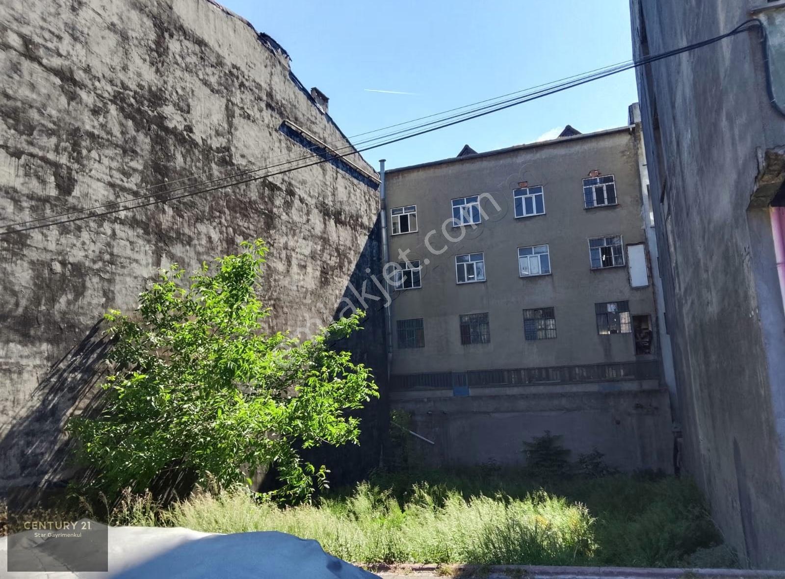Century21 Star'dan Sultangazi Uğur Mumcu Mh. Ticari İmarlı Arsa - Görsel 3