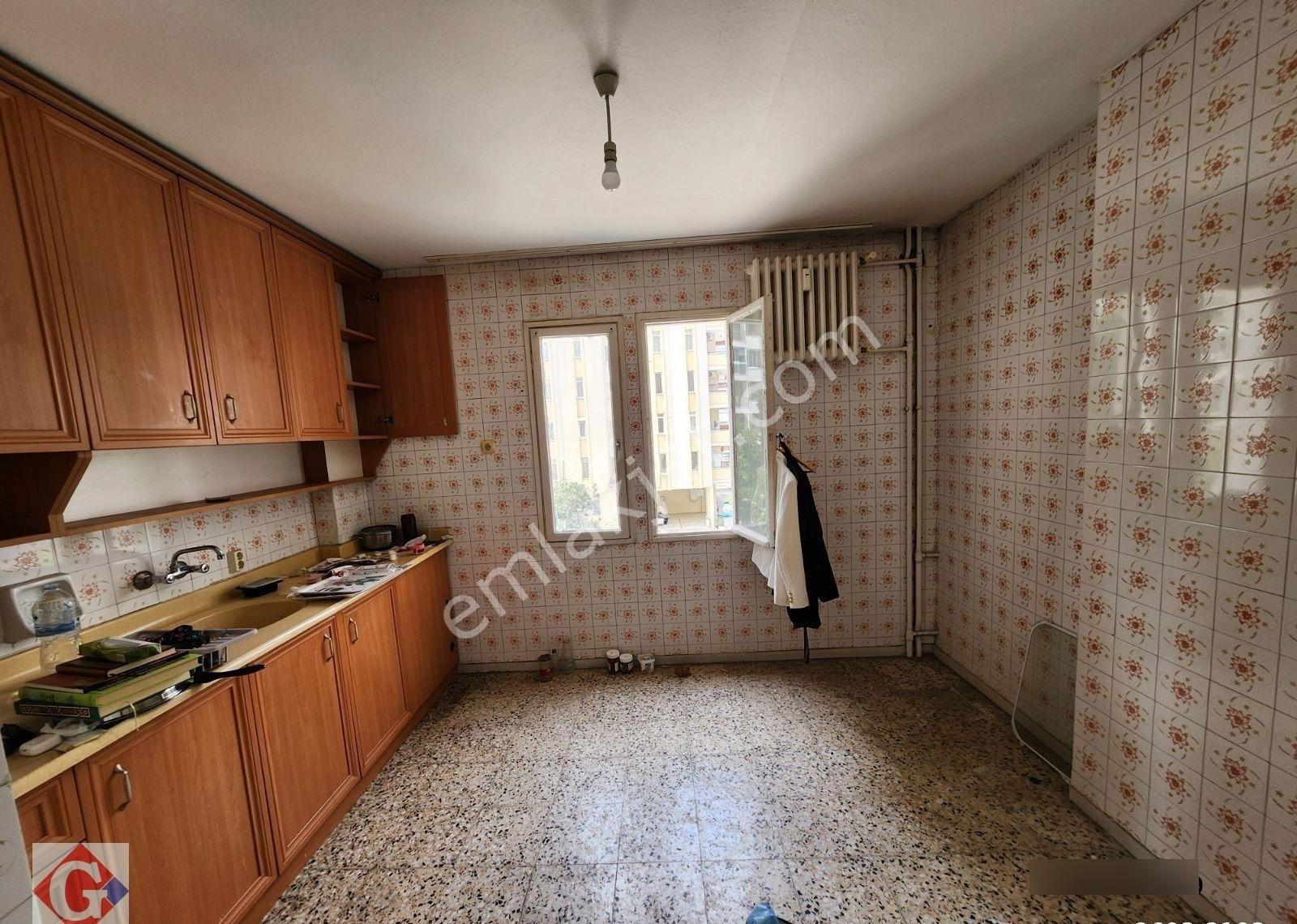 Görgün'den Vali Yolu'nda 3+1 150m2 Kdb Otoparklı Satılık Daire - Görsel 14