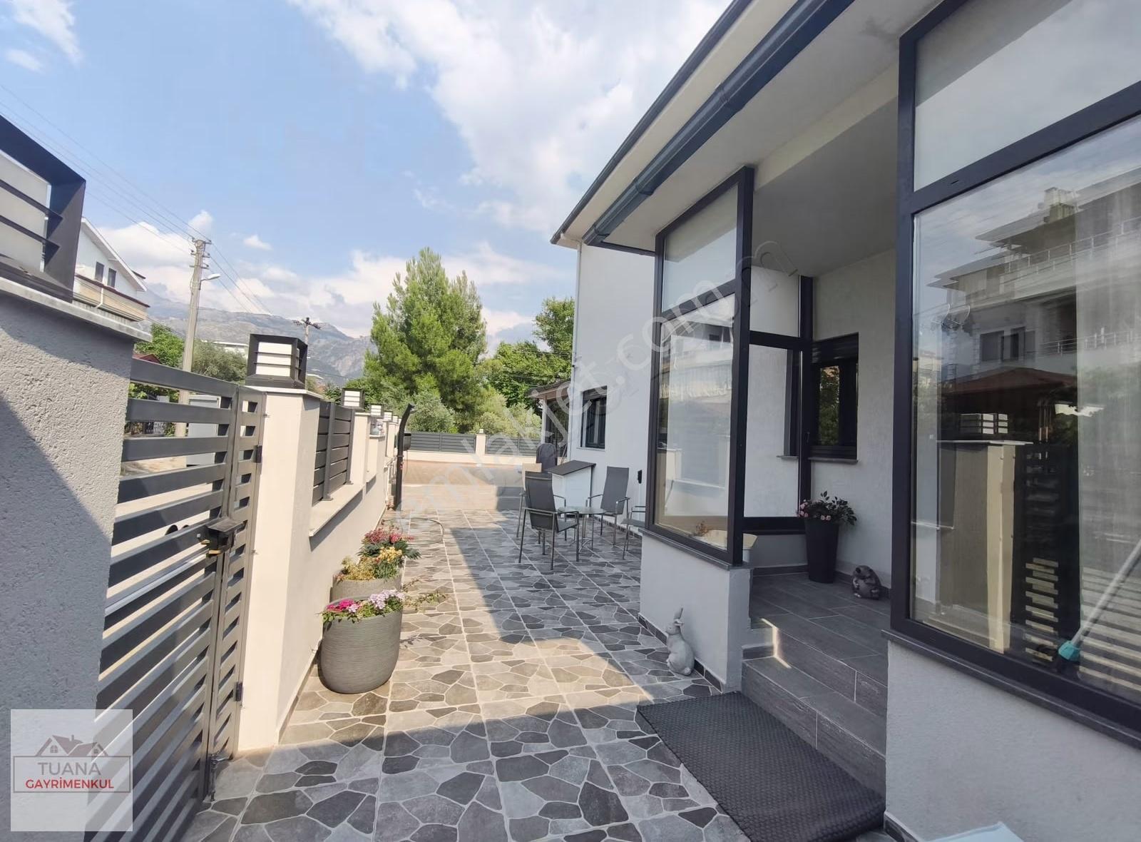 Tuana Emlak'tan Yeni Mahalle'de 4+1 Lüx Villa - Görsel 29