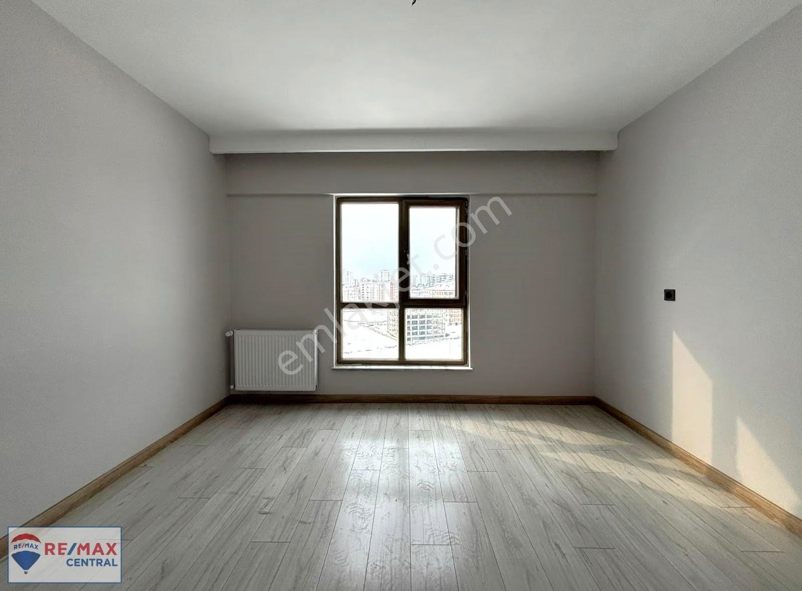 Remax Central'dan Dörtmevsim Sitesinde 3,5+1 Lüks Satılık Daire - Görsel 11