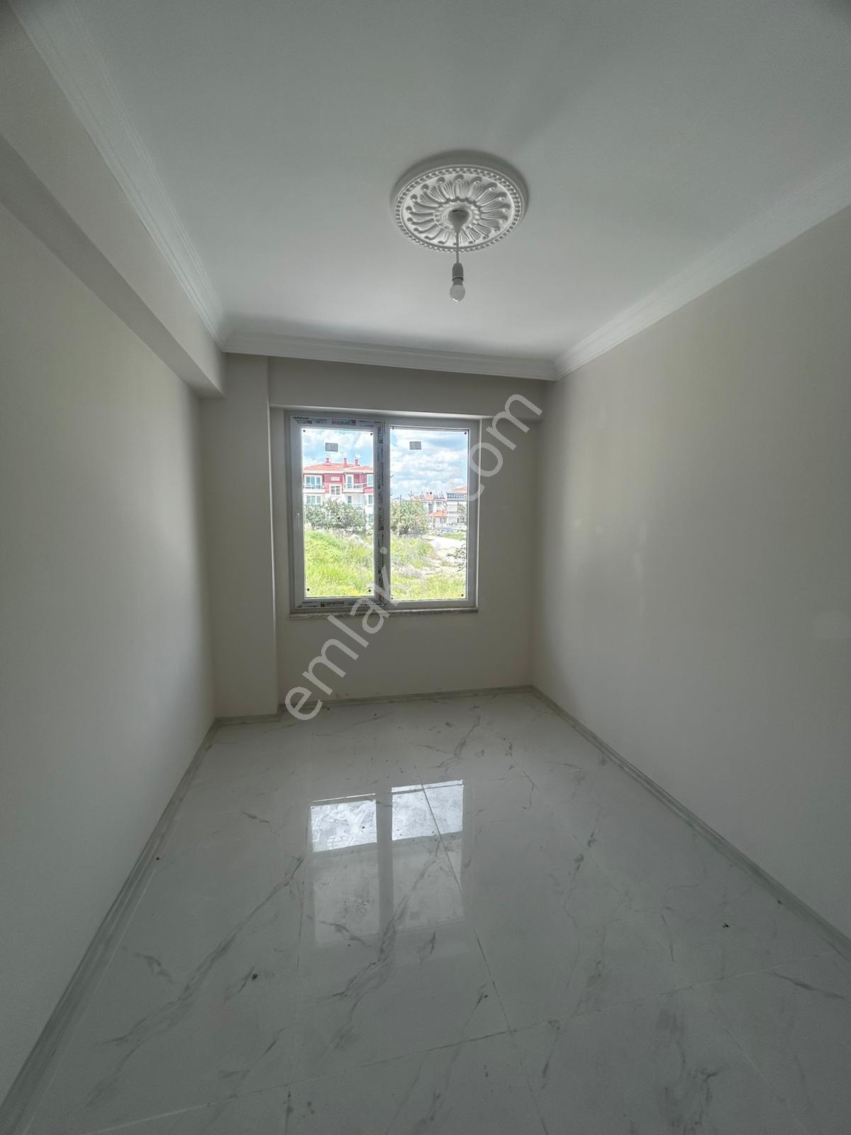 Afyon Üçok Emlaktan Mareşal F. Çakmak Mah 2+1 78m² Satılık Daire - Görsel 9