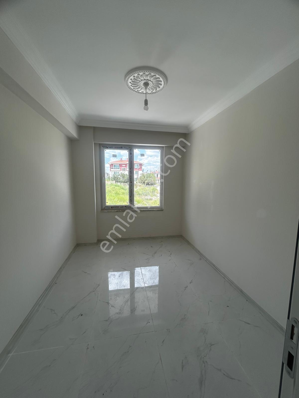 Afyon Üçok Emlaktan Mareşal F. Çakmak Mah 2+1 78m² Satılık Daire - Görsel 18
