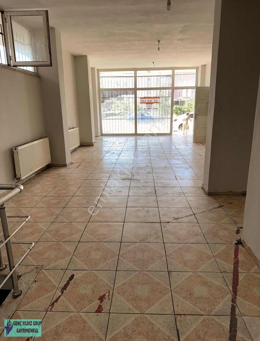 Cadde Üzeri Perşembe Pazarı Önü 450 M2 Bodrumlu Dükkan - Görsel 11