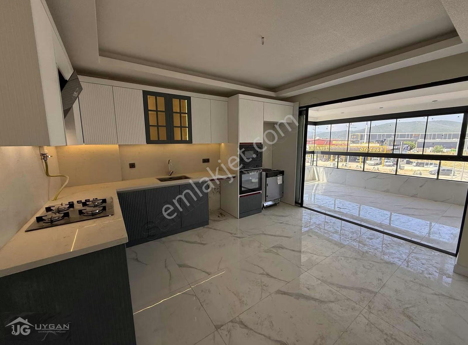 Torbalı Mah. 160m² 3+1 Havuzlu Site Arakat Gözde Konum Lüx Daire - Görsel 2