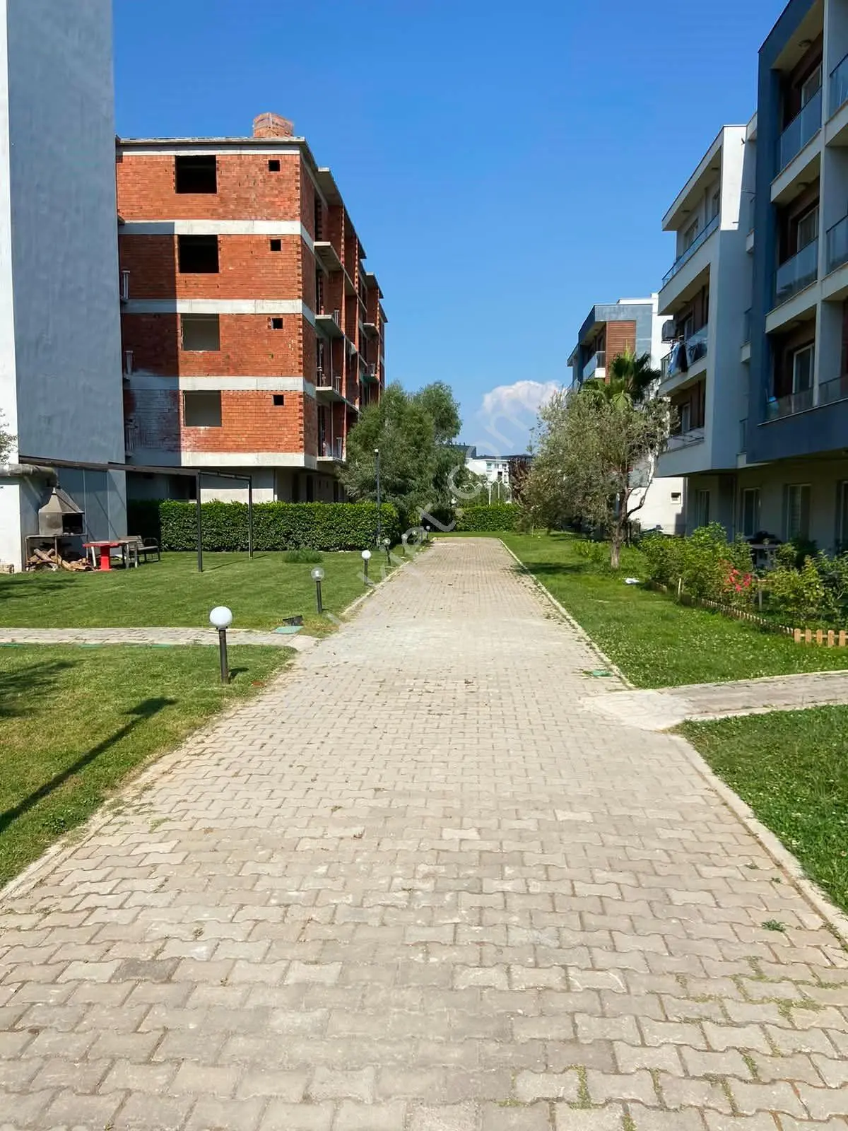 Seyrek Stüdyo City Havuzlu Güvenlikli Site Eşyalı Kiralık Daire - Görsel 5