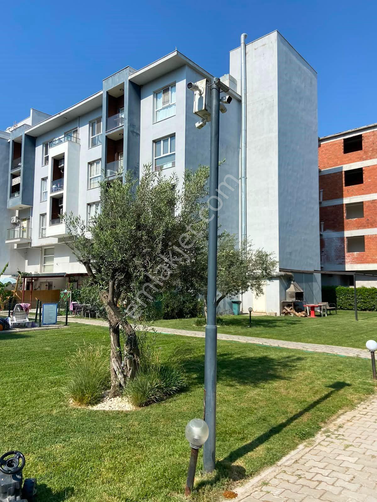 Seyrek Stüdyo City Havuzlu Güvenlikli Site Eşyalı Kiralık Daire
