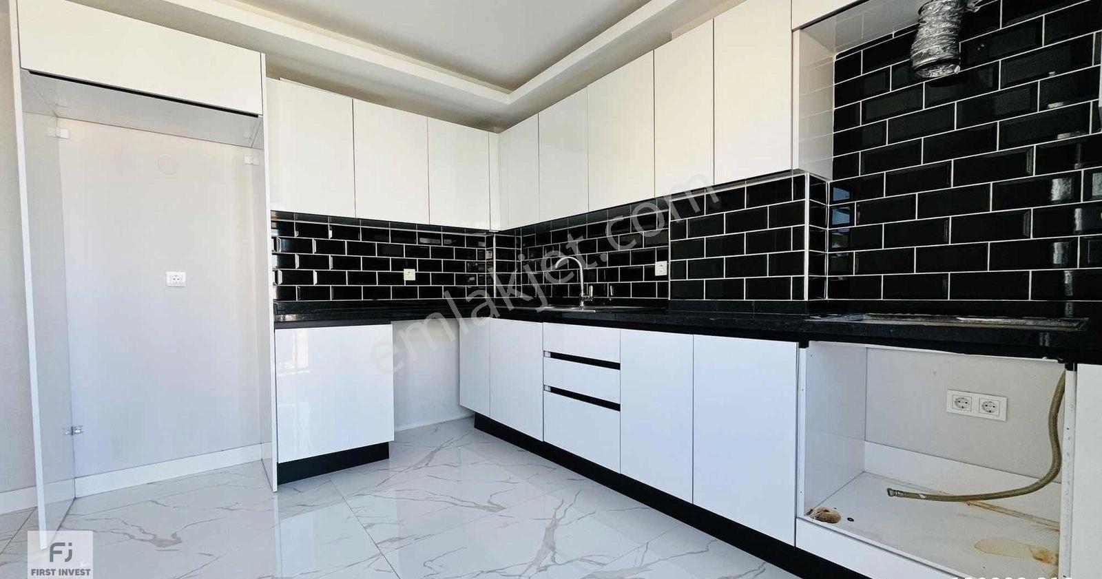 **silivri Esentepe'de Satılık 3+1 Ebeveyn Banyolu Ferah Daire** - Görsel 13