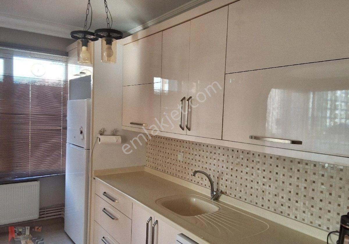 Karamanoğlu Emlak'tan Eşyalı Kiralık Daire - Görsel 15
