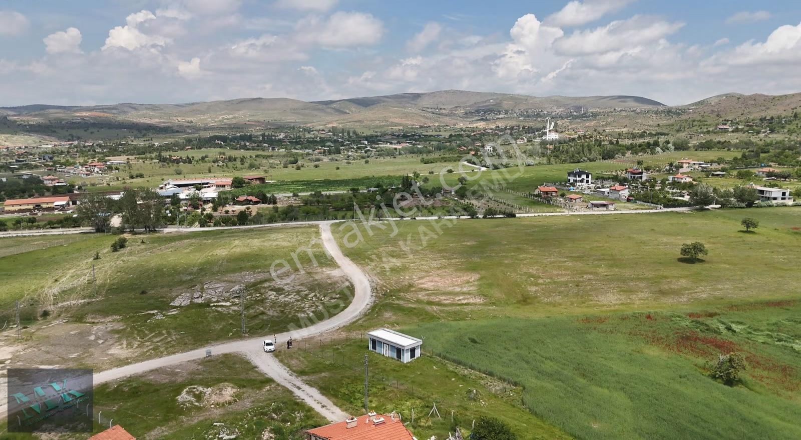 Mustafa Karadan Sulutas Da Tel İle Çevrili Yola Cephe Parsel - Görsel 5