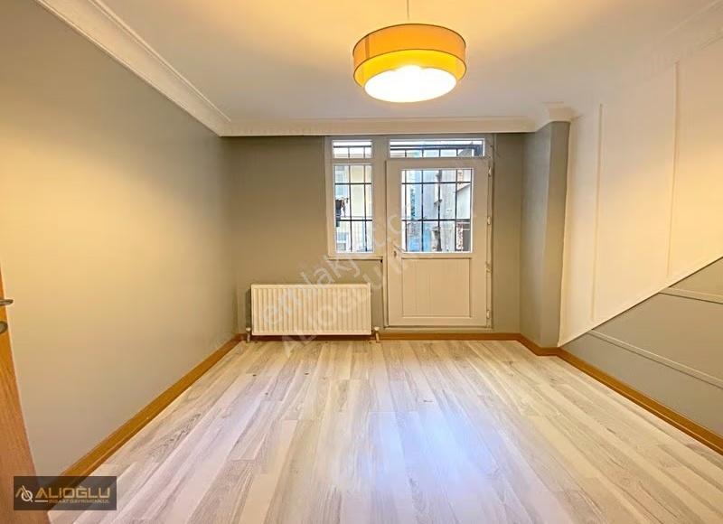 Merkezi Konumda Cam Seviyesi Yüksek 2+1 Acil Satılık Daire - Görsel 17
