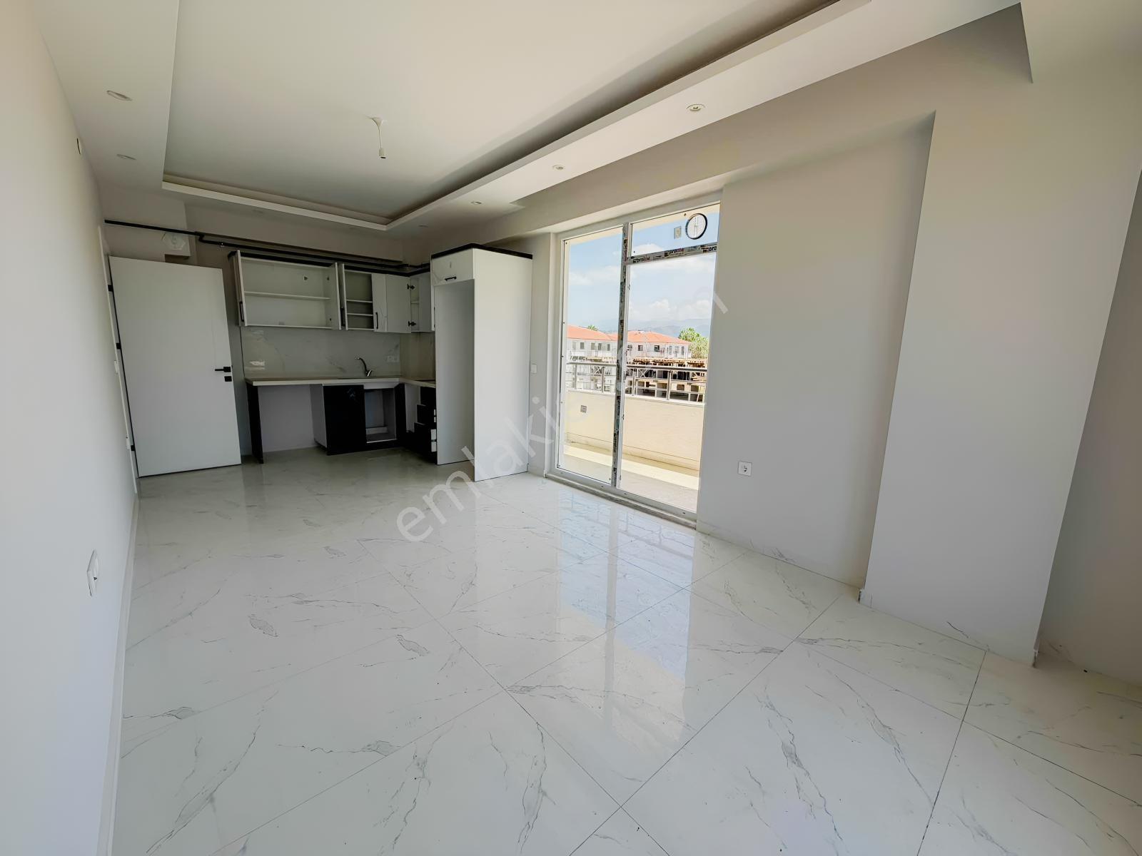Kiralık 2+1 Daire Site İçi Kapalı Otopark Remax Ay - Görsel 5