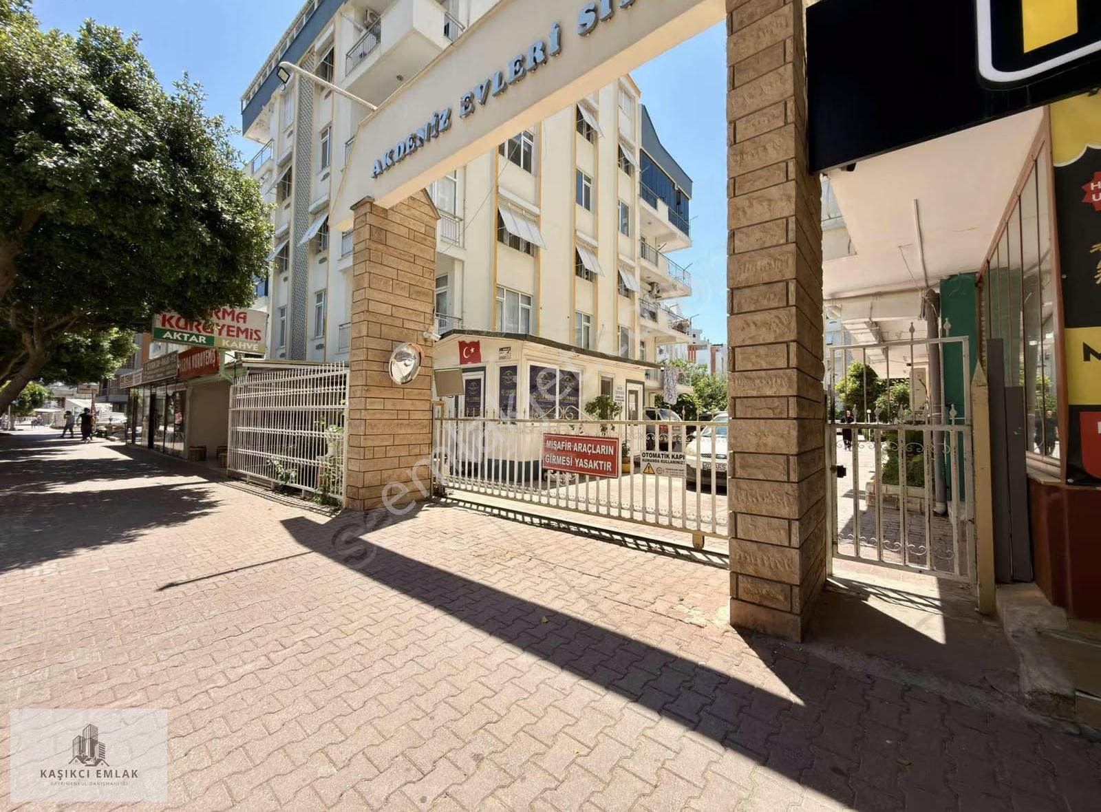 Hurma Mah.2+1 Merkezi Konumda Cadde Üzeri Site İçinde Havuzlu - Görsel 15