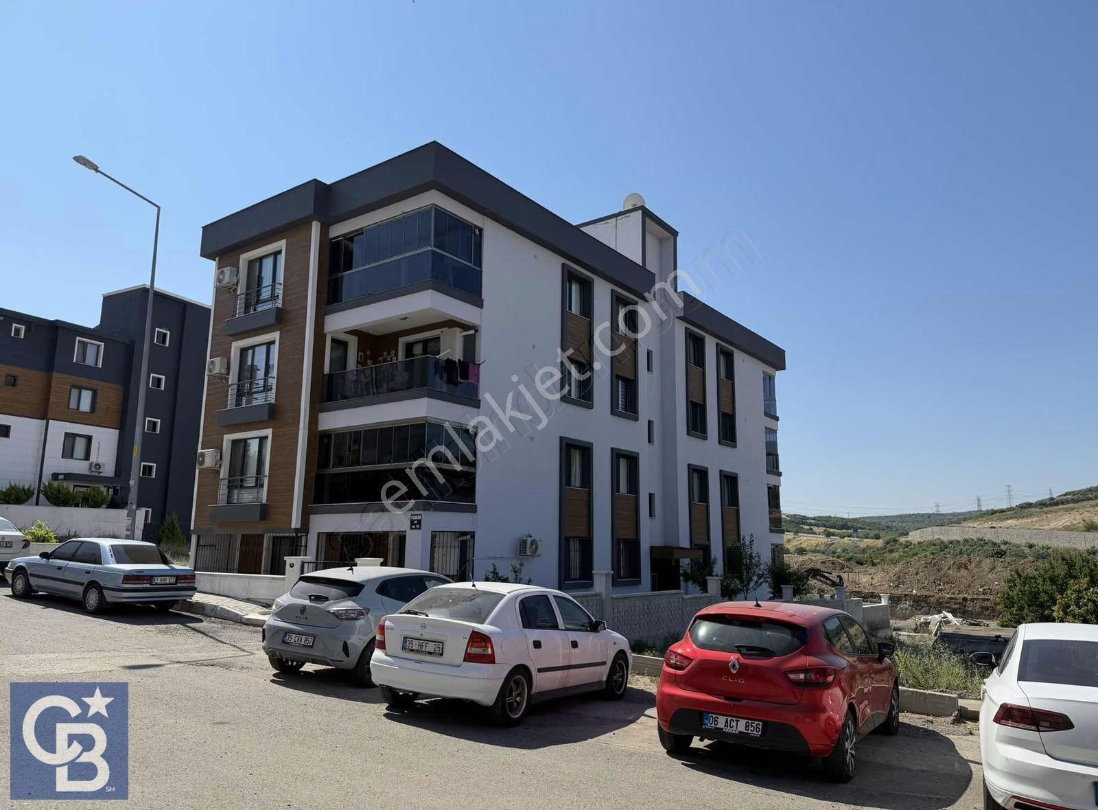 Yeni Mahallede Satılık Ara Kat 3+1 Kapalı Mutfak Geniş Daire - Görsel 3