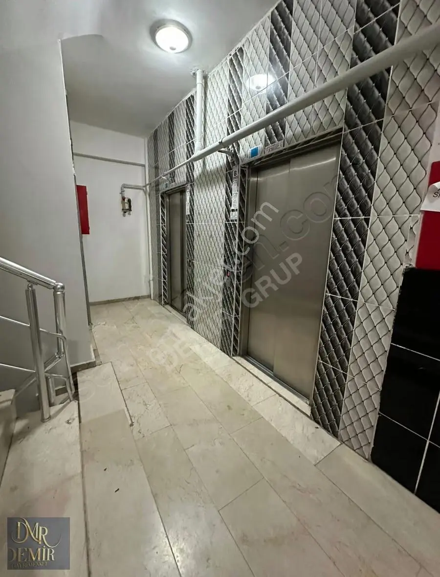 Sanayi Mahallesi'nde Lüks 3+1 Teraslı Daire - Görsel 3