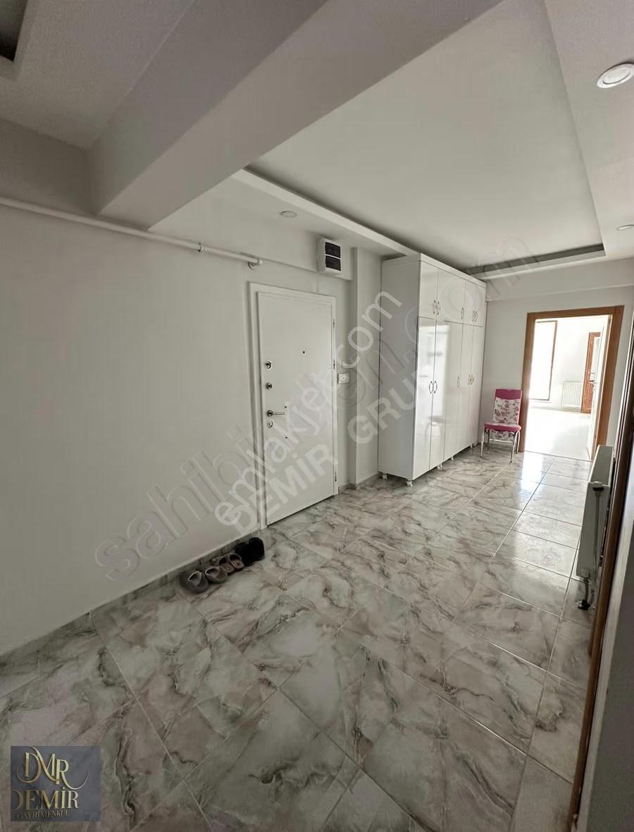 Sanayi Mahallesi'nde Lüks 3+1 Teraslı Daire - Görsel 11