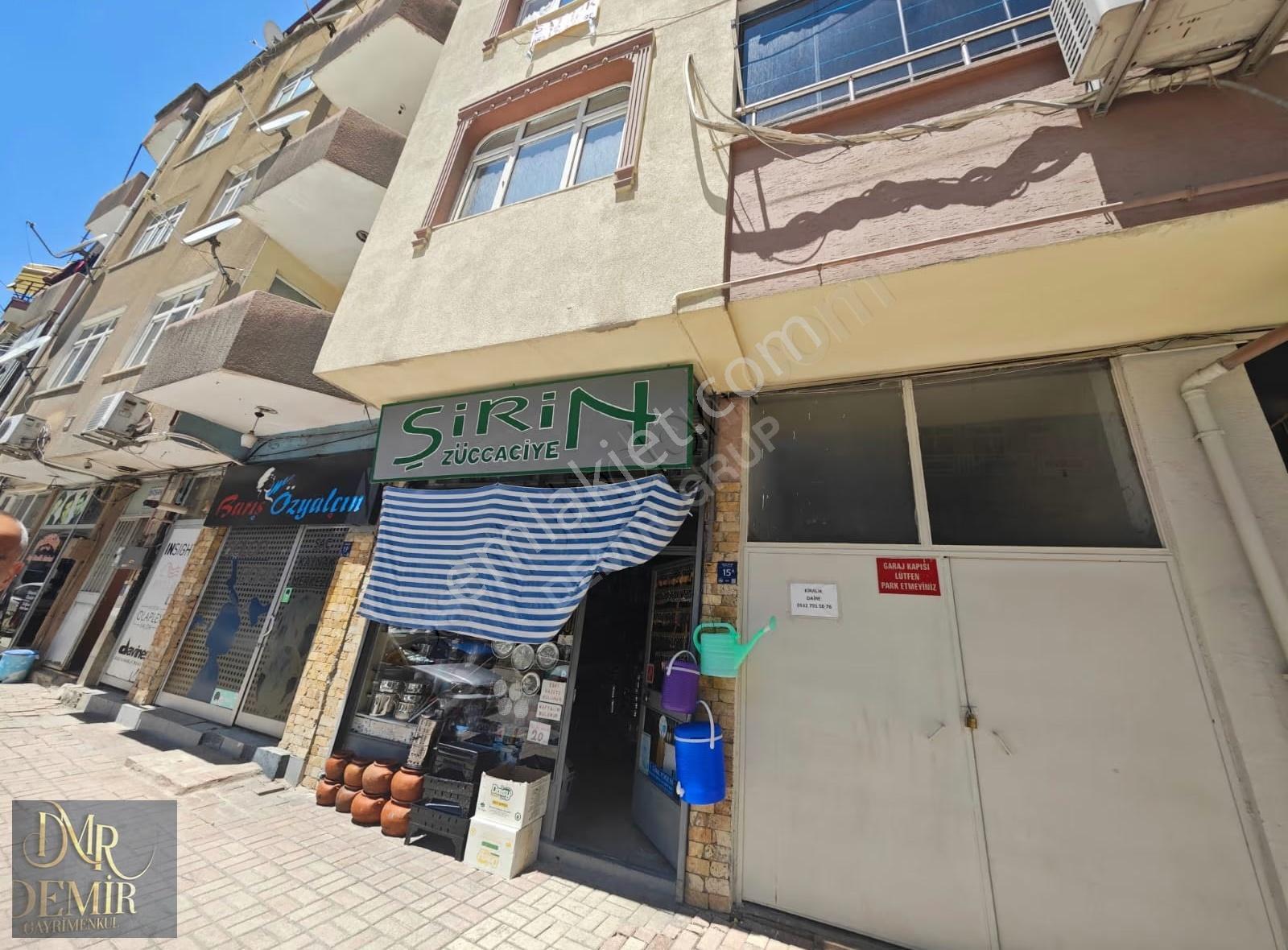 Yeni Mahalle'de Satılık Dükkan: 65m², Çarşı Merkezine Yakın
