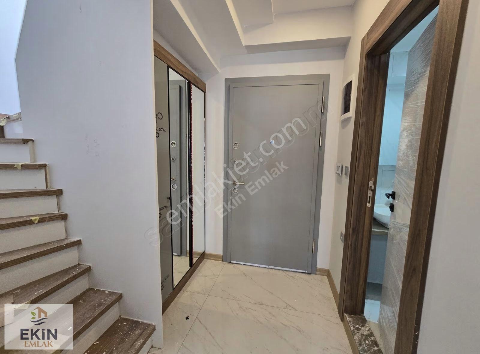 Güre'nin Nezih Yerinde Dev Teraslı, Havuzlu Sıfır 1+1 Daire!