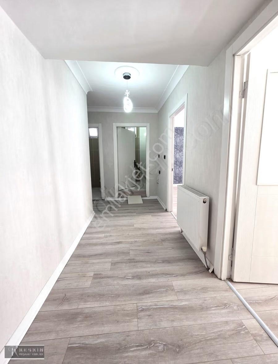 Keçiören Karakaya Mah Kot.2 Full Yapılı 3+1 Acil Satılık Daire - Görsel 12