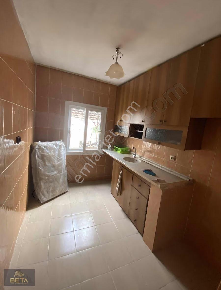 Yeşilyurt Mahallesi Metroya Yakın 2+1 Kiralık Müstakil Cazip ! - Görsel 6