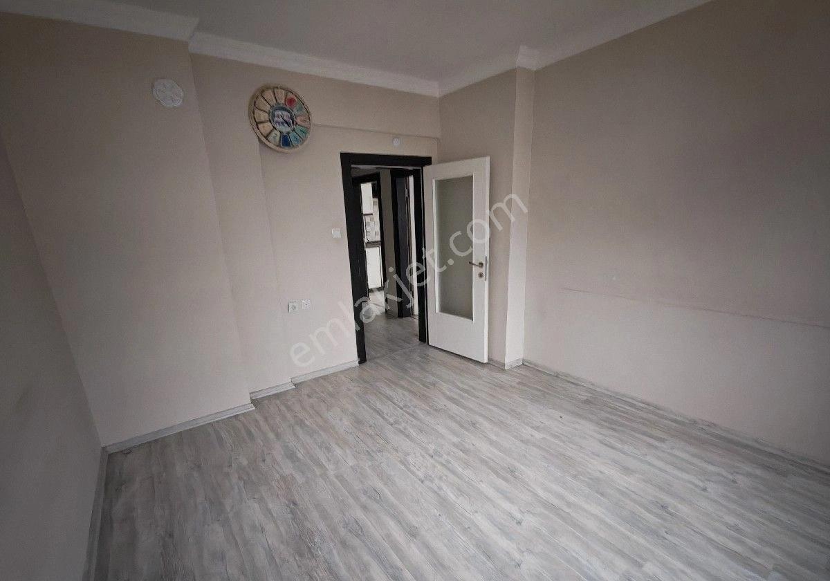 Davraz Mahallesinde 3+1 Kiralık Daire - Görsel 21