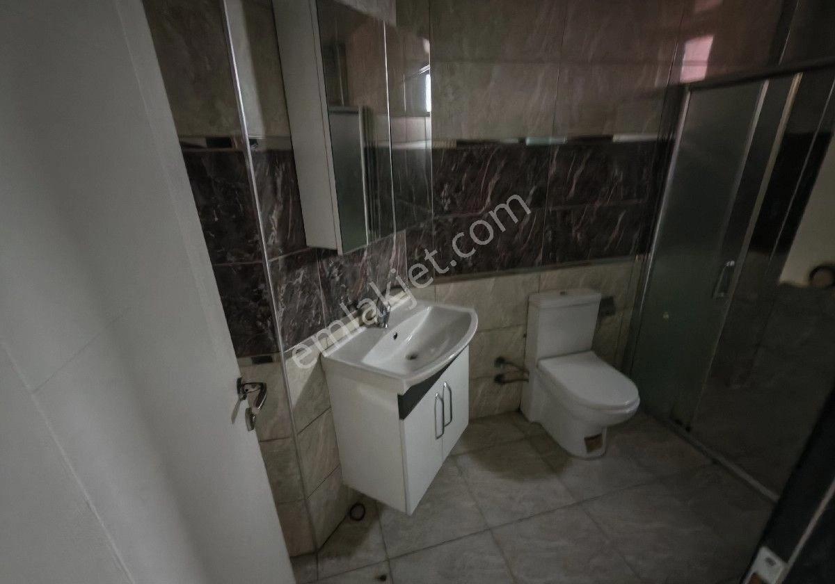 Davraz Mahallesinde 3+1 Kiralık Daire - Görsel 24
