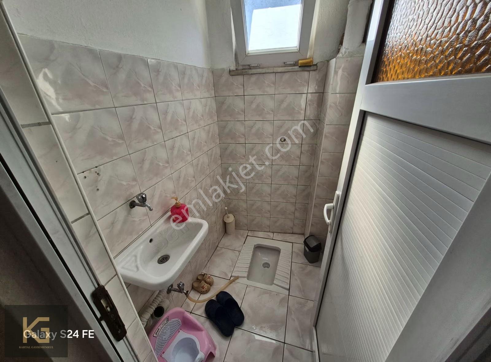 Sakarya Mahallesinde Güzel Kullanışlı Daire - Görsel 15