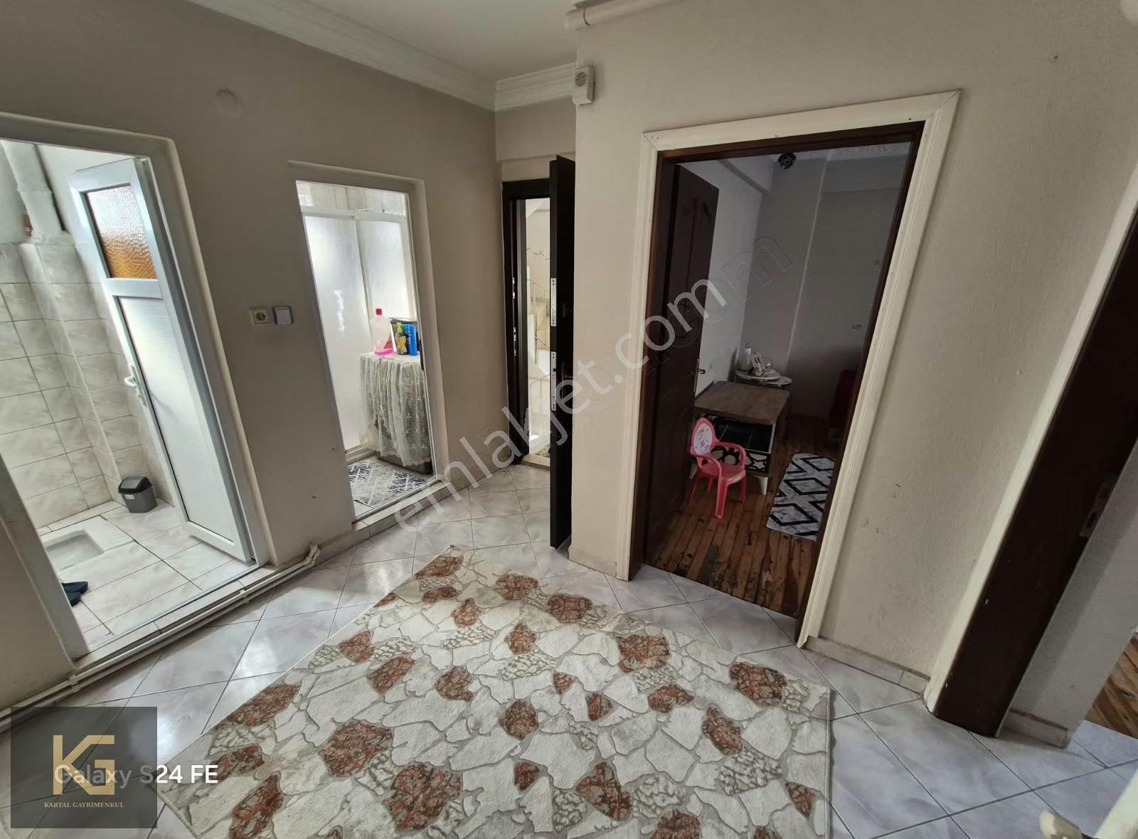 Sakarya Mahallesinde Güzel Kullanışlı Daire - Görsel 10