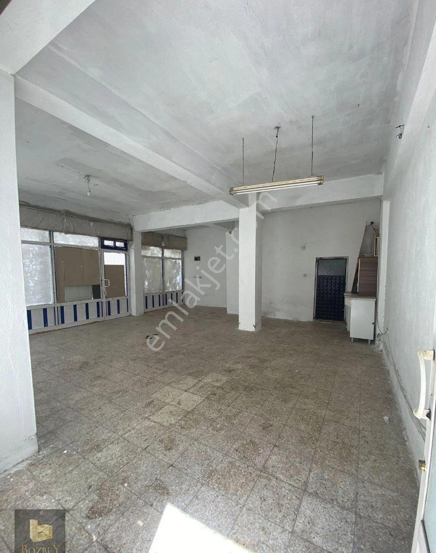 Bozbey Emlak'tan Buca Fırat Mahallesi 100 M2 Köşe Başı Kiralık Depo Dükkan - Görsel 4
