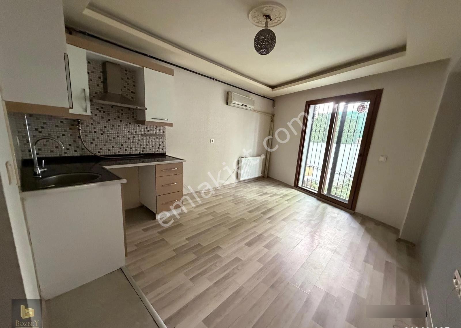 Buca Atatürk Mah. 1+1 45 M2 Giriş Katı Bahçeli Doğalgazlı Kiralık Daire