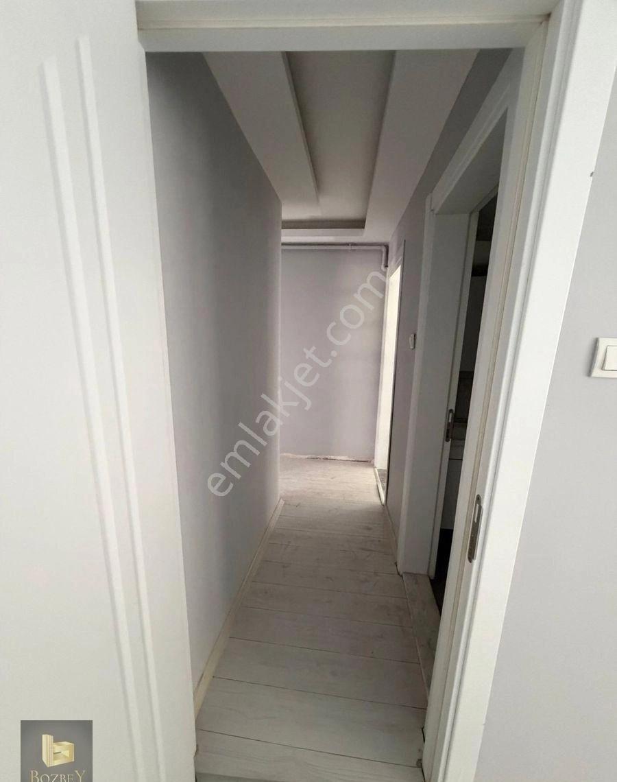 Buca Fırat Mahallesi 2+1 90 M2 Kapalı Mutfak Doğalgazlı Kiralık Daire - Görsel 10