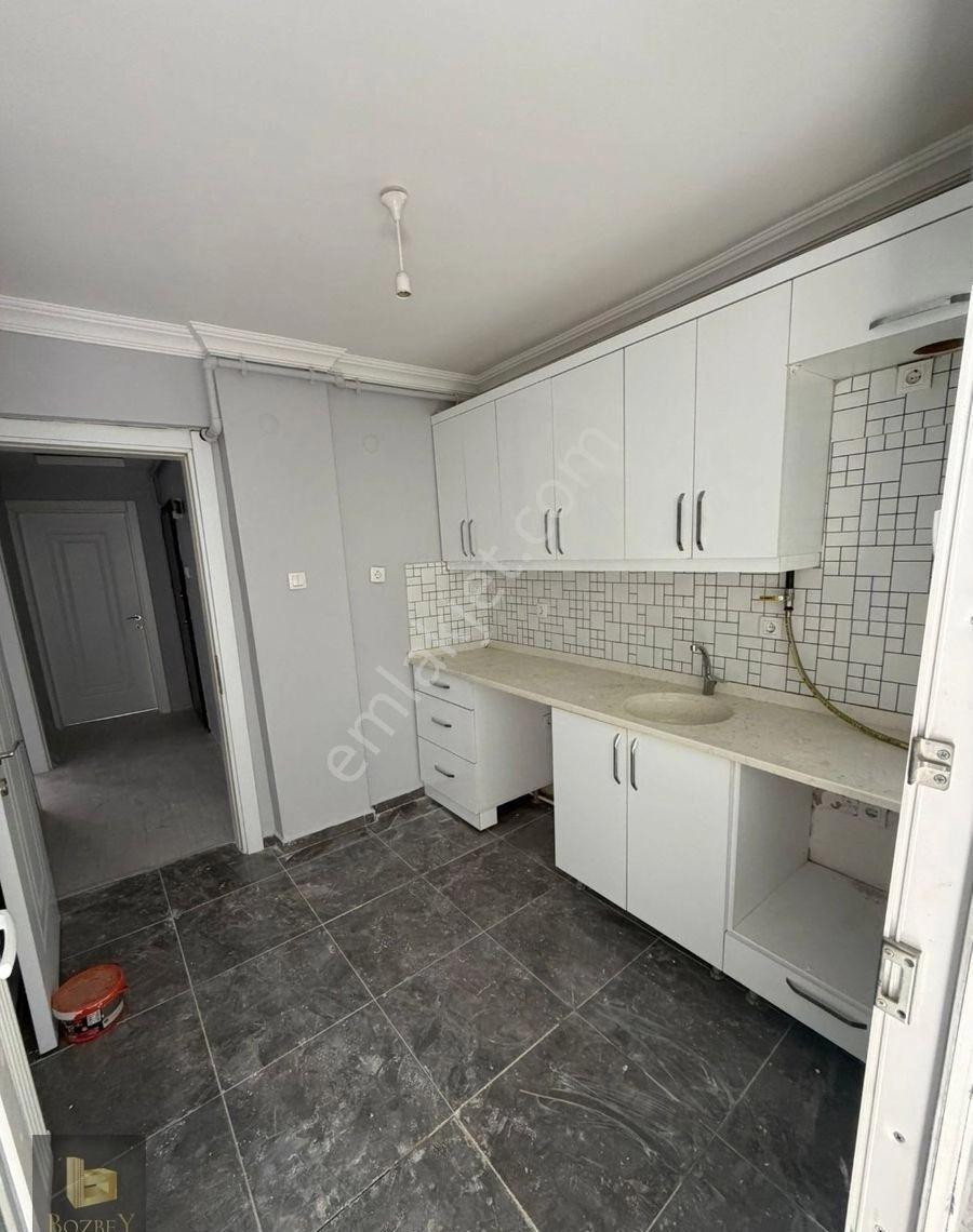 Buca Fırat Mahallesi 2+1 90 M2 Kapalı Mutfak Doğalgazlı Kiralık Daire - Görsel 5