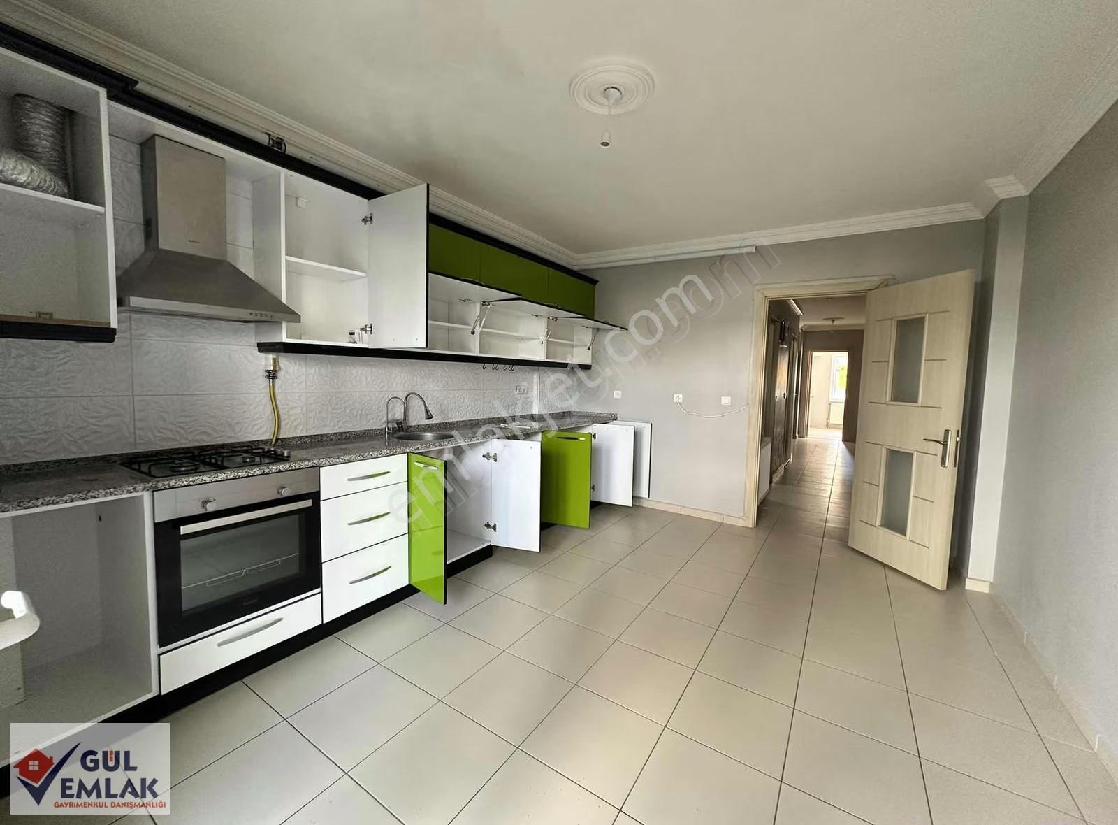 Seferihisar Camikebir'de 130 M2 Geniş Ferah 3+1 Daire