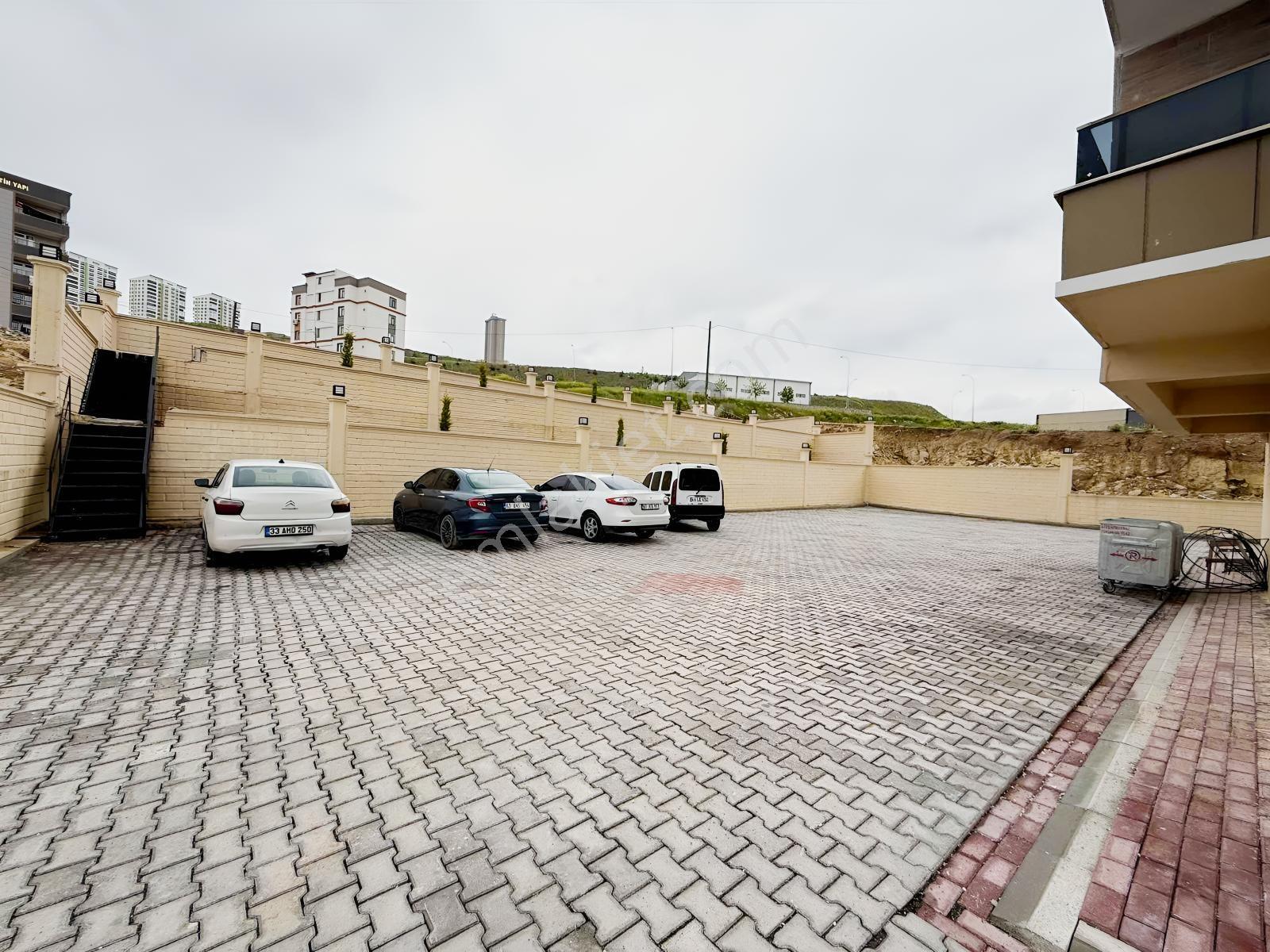 Burhan Kılınç'dan Kiralık Lüx 2+1 Merkezi Konumda - Görsel 6
