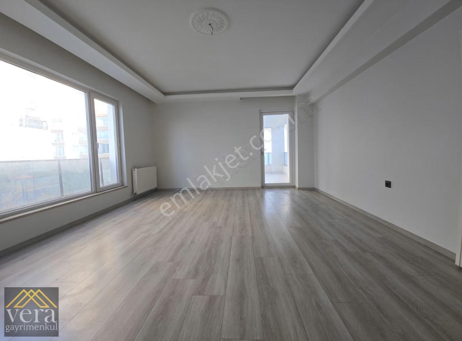 Ana Cadde Üzeri 9. Kat Full Teras Balkonlu 3+1 Sitede Kiralık - Görsel 13