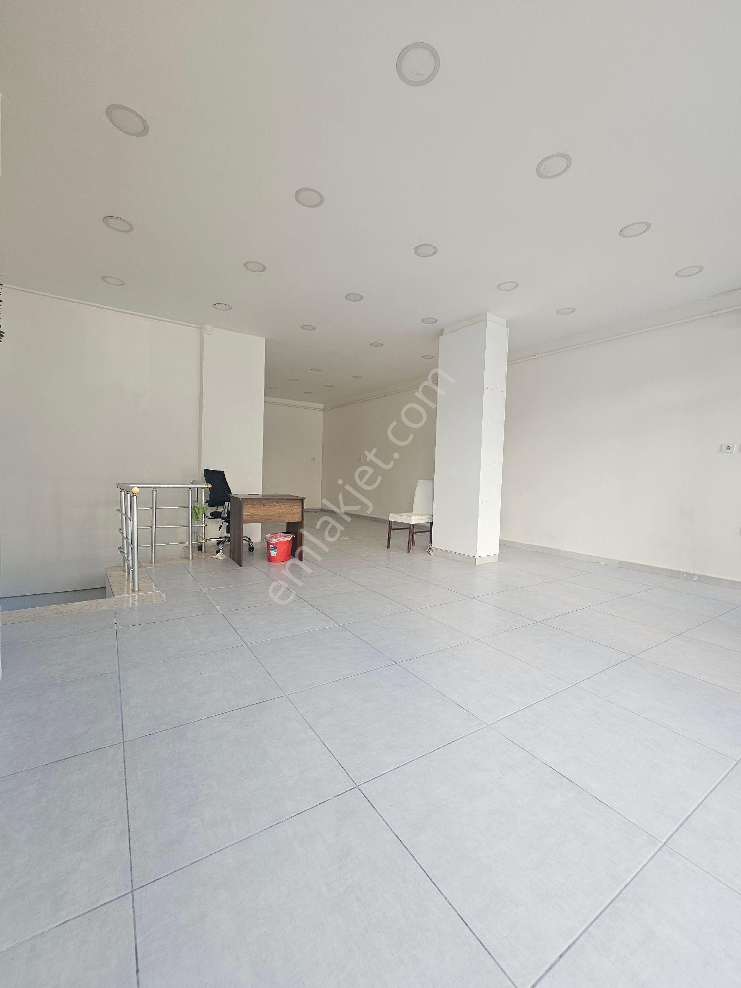 Kiralık Dükkan – Esenyurt Talatpaşa Cadde Üzeri