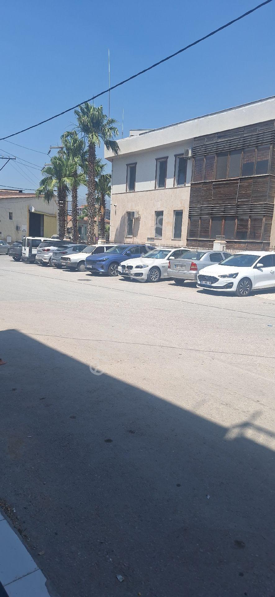 Menemen Belediye Yanı
