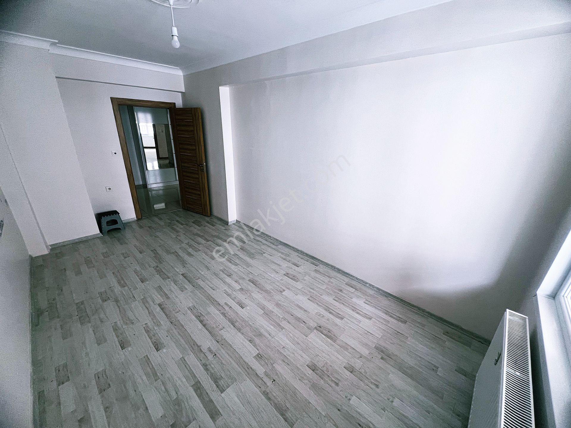 Şehit Kübilayda Selim Cadde Üstü Özlem Cadde Paraleli Kiralık 3+1 - Görsel 25