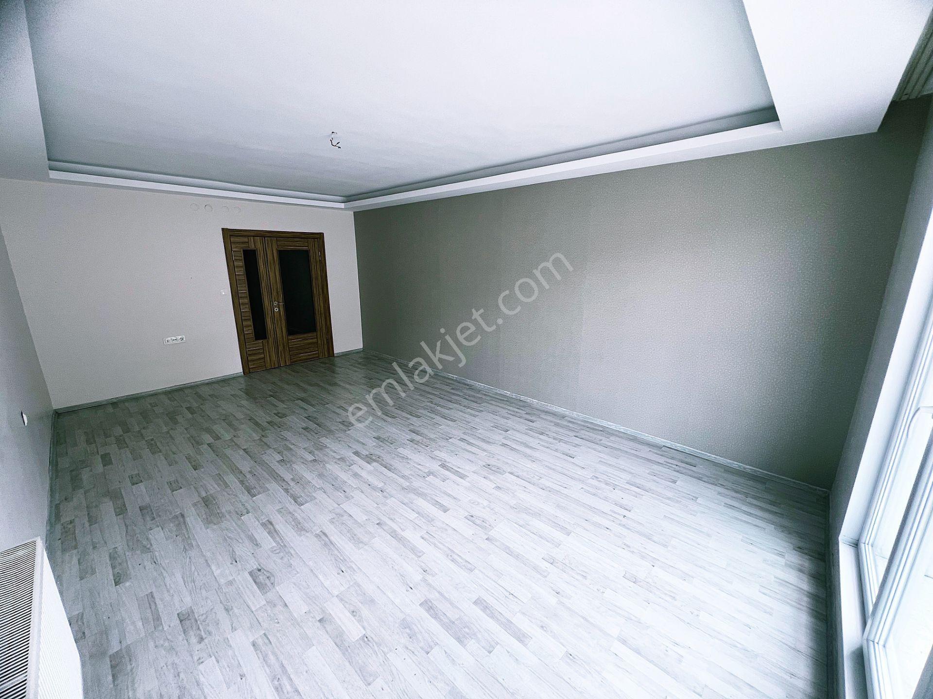 Şehit Kübilayda Selim Cadde Üstü Özlem Cadde Paraleli Kiralık 3+1 - Görsel 13