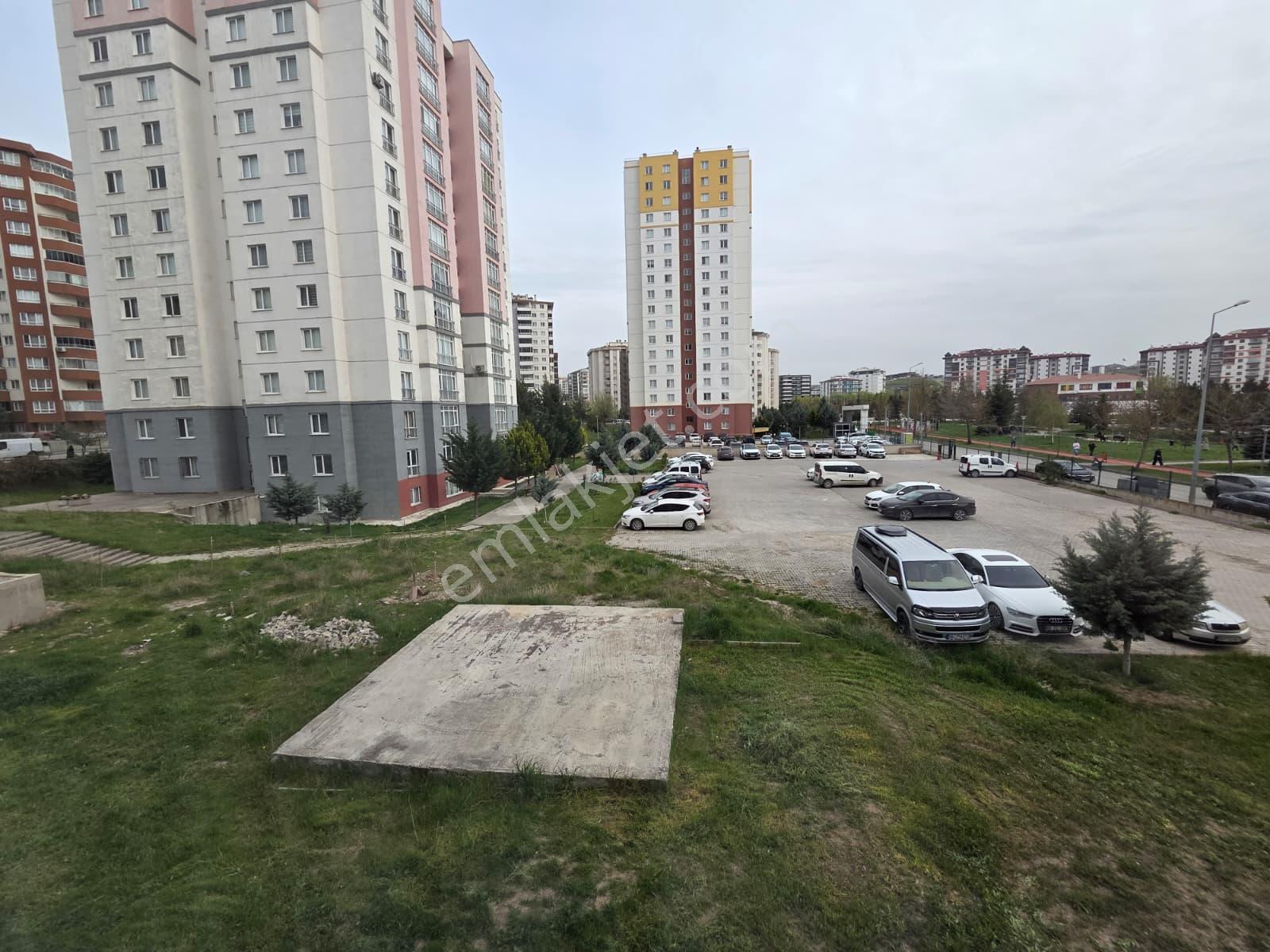 Ahimesut Armine Evlerinde Arakat Uygun Fiyat 3+1 Park Manzaralı - Görsel 23