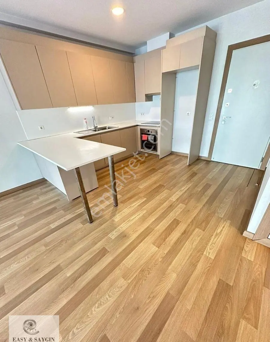 Maslak 1453 Balkonsuz Yüksek Kat Kiralık Daire ***boş***1+1 - Görsel 5