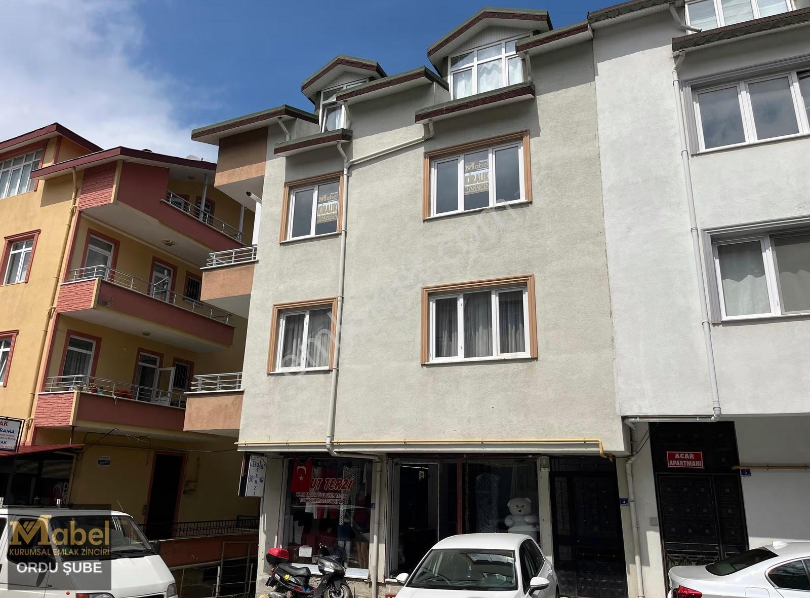 Mabel'den-bucak M.-eğitim Araştırma Hastanesi Yanında Geniş 2+1