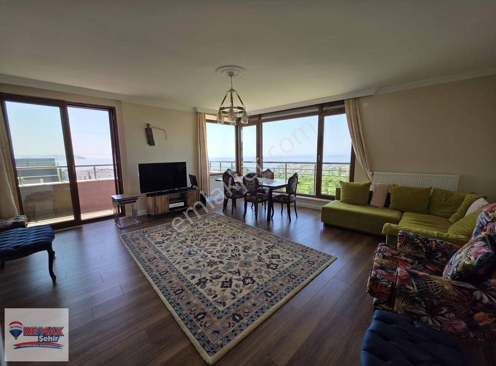 Yalova Remax Çınarcık Koru'da Ful Deniz Manzaralı Villa - Görsel 17